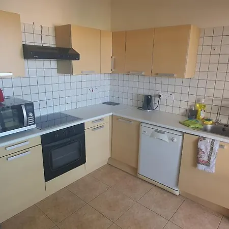 Apartament Stefaris Properties